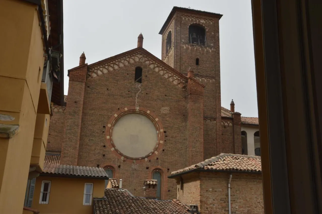 Pavia Downtown Apartment 0*,