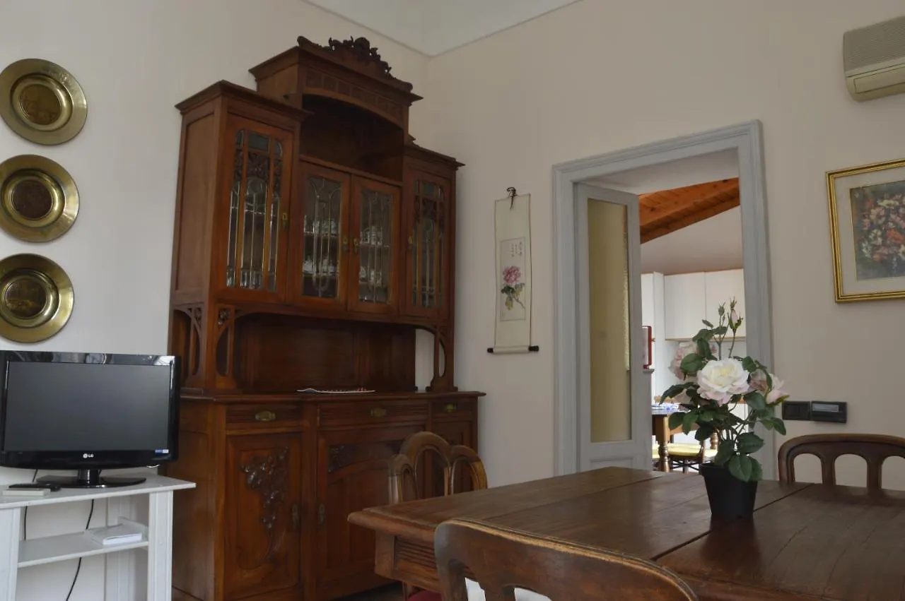 Pavia Downtown Apartment